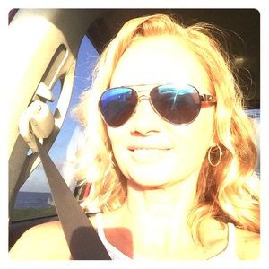 Meet your Posher, Melinda